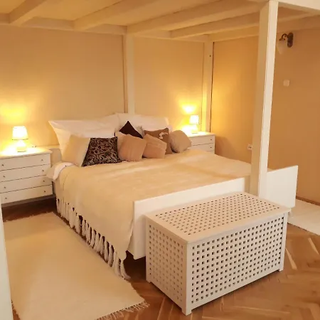 Vintage * Pětikostelí